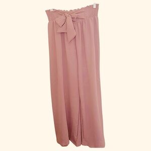 GeeGee Maxi Pants Wide Leg Smocked Back
With Bow Size L EUC